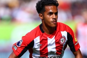 记者：利兹联不太可能在冬窗签下布伦特福德攻击手法比奥-卡瓦略