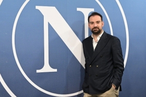 那不勒斯总监：德布劳内受伤影响很大，正在评估引进新中场的机会