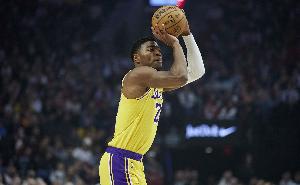 靠谱！八村塁9中5&三分3中2拿到15分 正负值+6